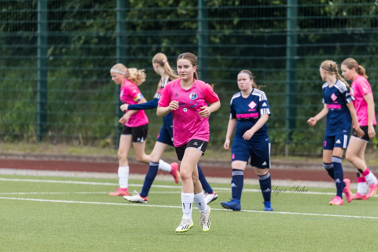 Bild 79 - wCJ Osterroenfelder TSV - VfL Pinneberg : Ergebnis: 0:15